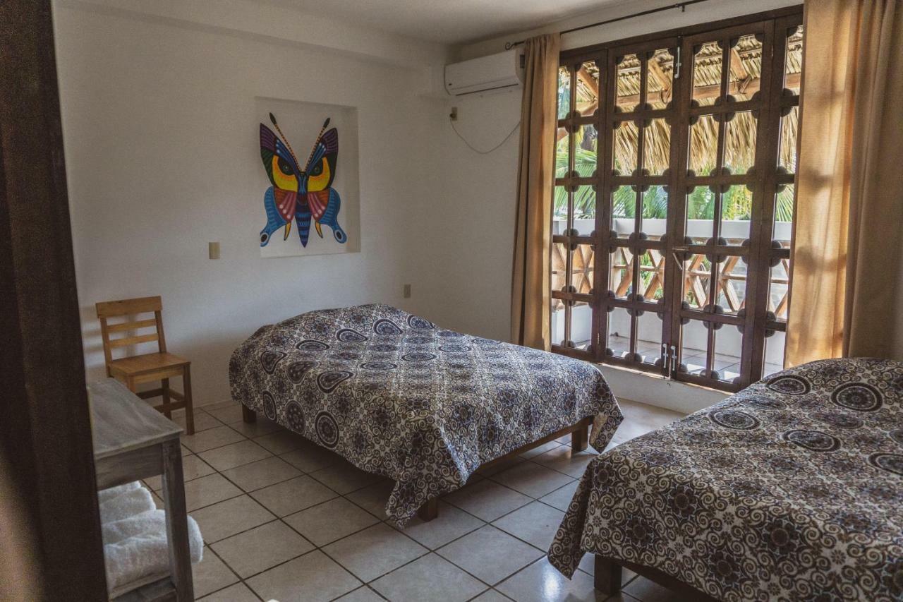 Nomad Beach House Hotel Puerto Escondido  Buitenkant foto