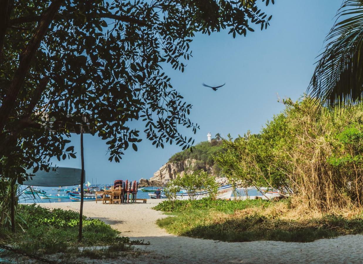 Nomad Beach House Hotel Puerto Escondido  Buitenkant foto
