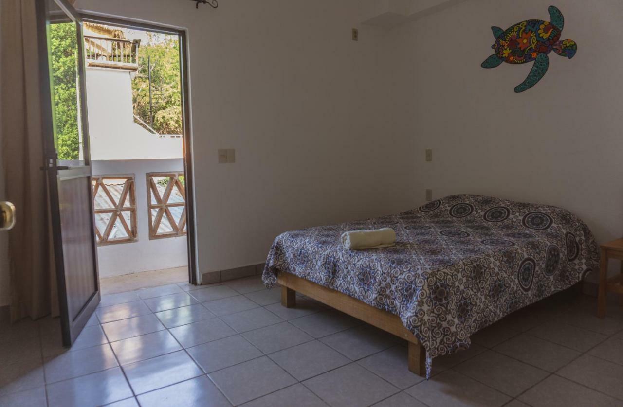 Nomad Beach House Hotel Puerto Escondido  Buitenkant foto