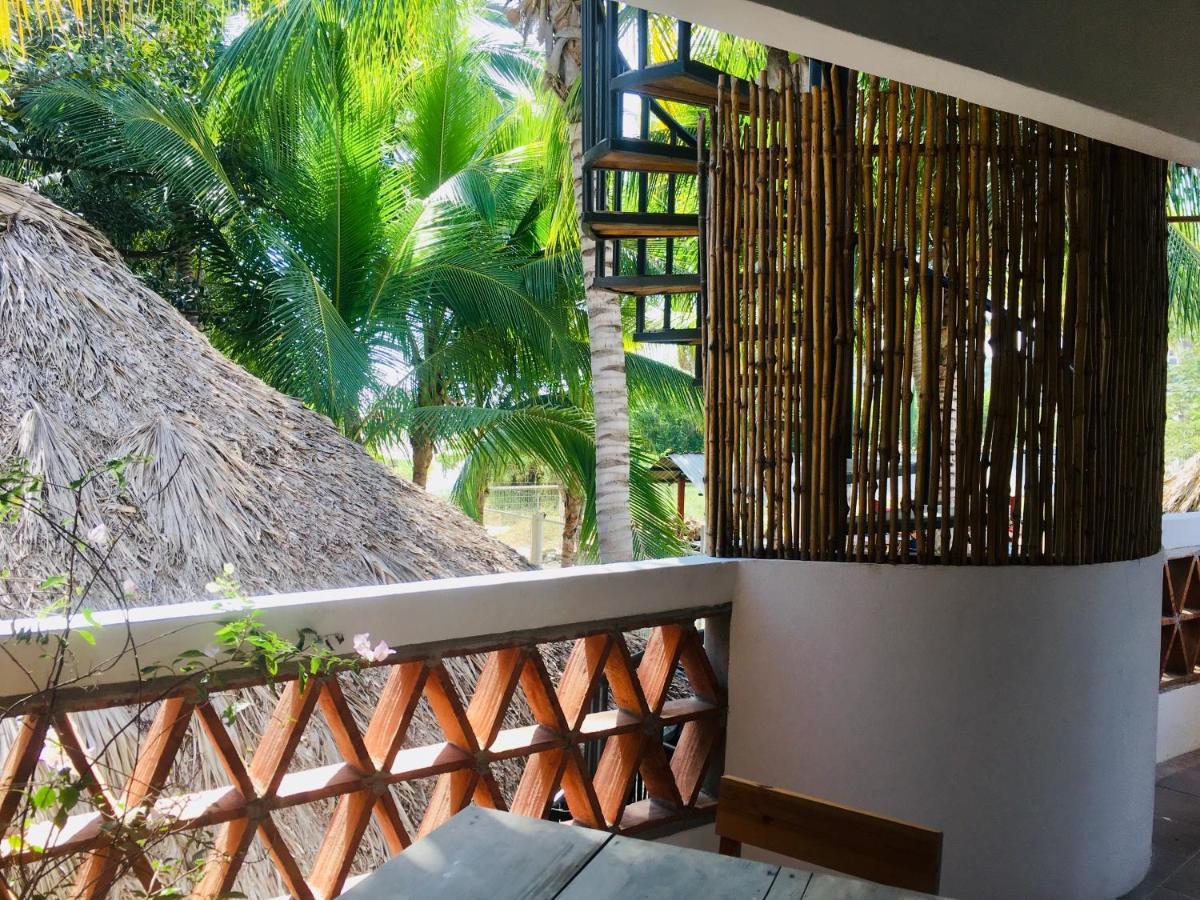 Nomad Beach House Hotel Puerto Escondido  Buitenkant foto