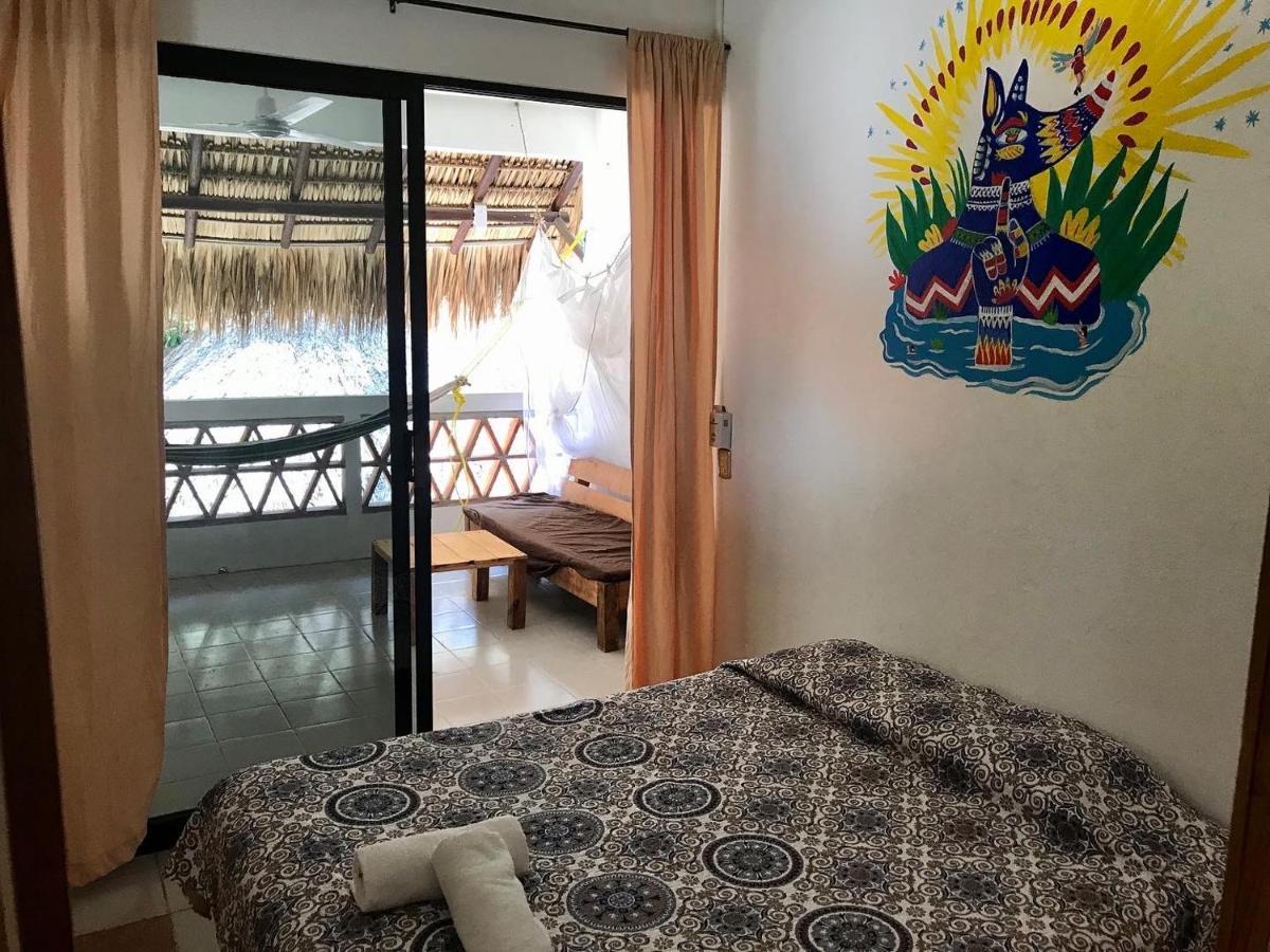 Nomad Beach House Hotel Puerto Escondido  Buitenkant foto